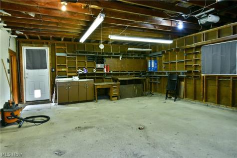 1639 Gypsy Lane Niles OH 44446