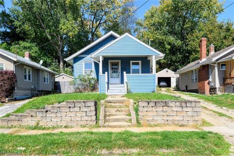 1897 Marks Avenue Akron OH 44305