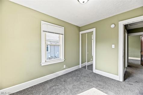 1897 Marks Avenue Akron OH 44305