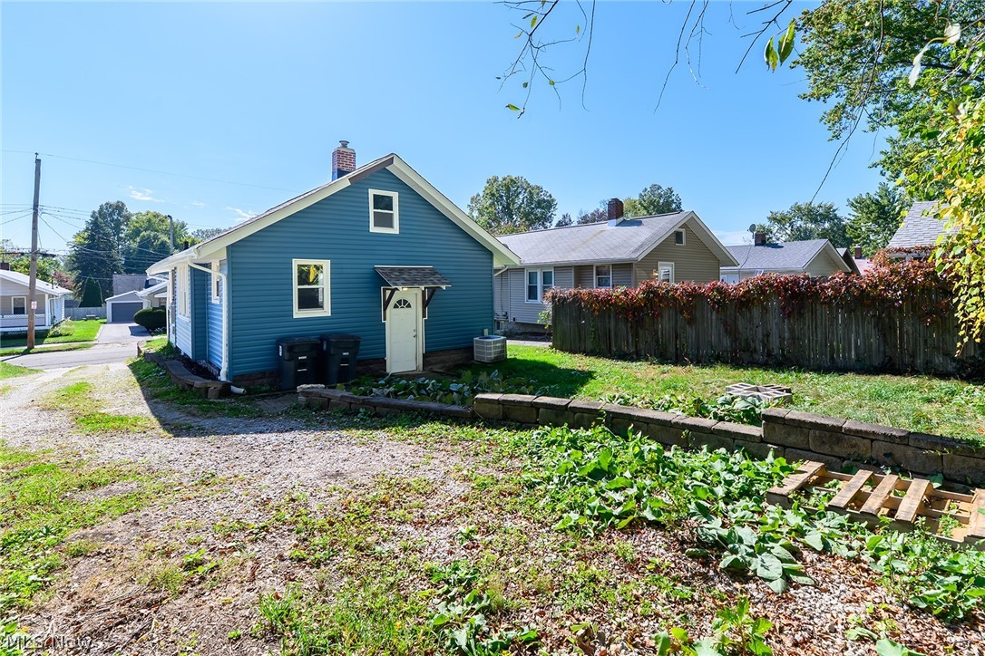 1897 Marks Avenue Akron OH 44305