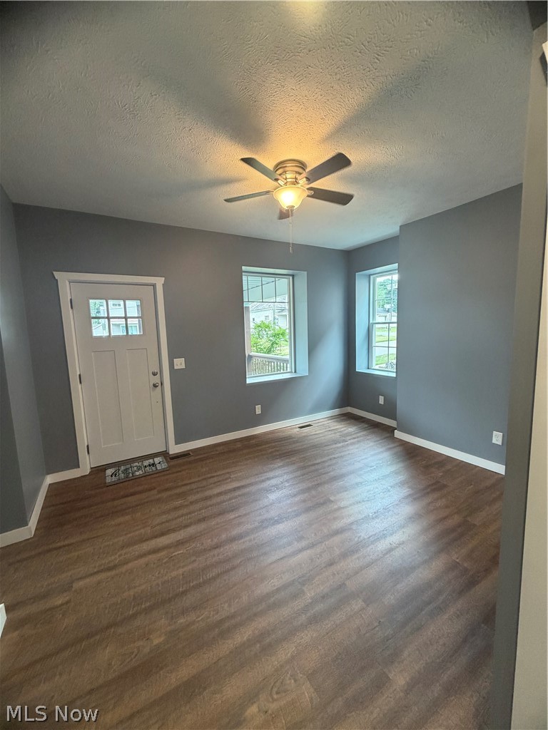 76 W Main Street Salineville OH 43945