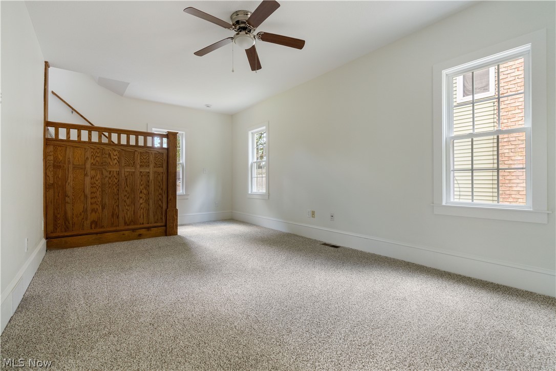 156 E Mapledale Avenue Akron OH 44301