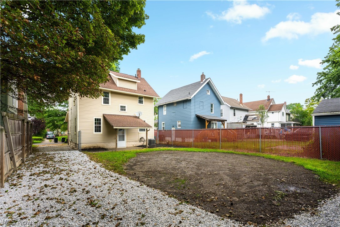 156 E Mapledale Avenue Akron OH 44301