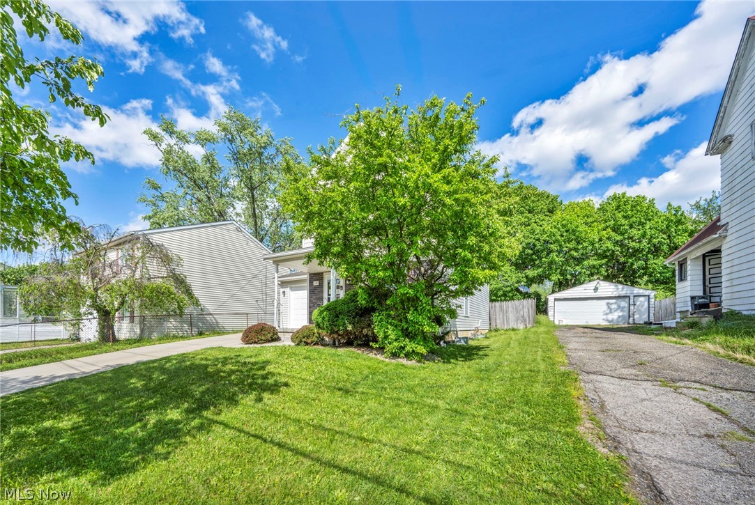 2343 18th Street SW Akron OH 44314
