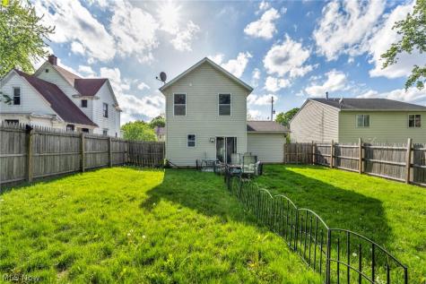 2343 18th Street SW Akron OH 44314