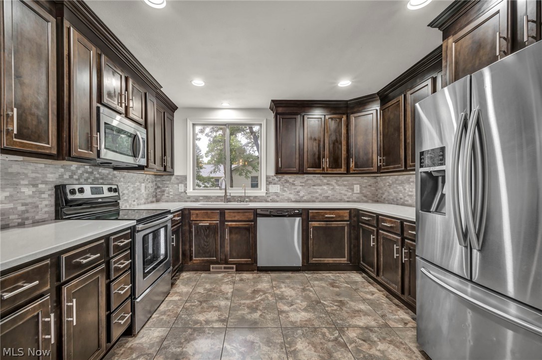 18446 Drake Road Strongsville OH 44136