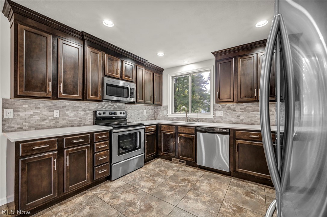 18446 Drake Road Strongsville OH 44136
