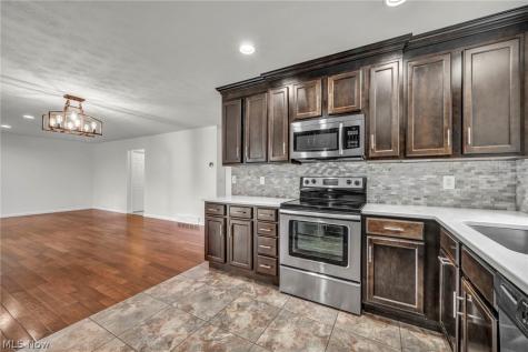 18446 Drake Road Strongsville OH 44136