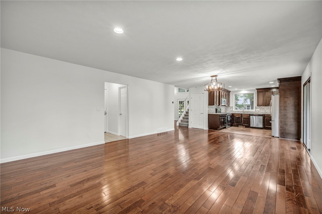18446 Drake Road Strongsville OH 44136