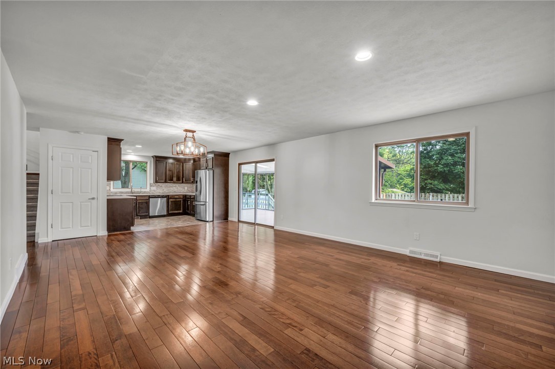 18446 Drake Road Strongsville OH 44136