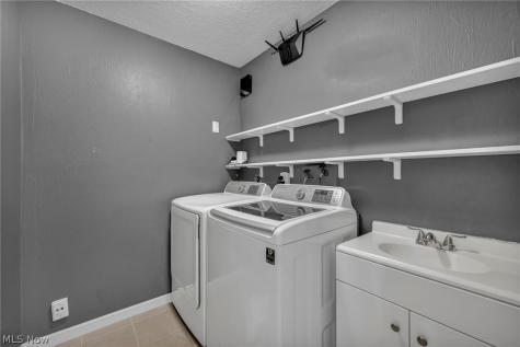 18446 Drake Road Strongsville OH 44136