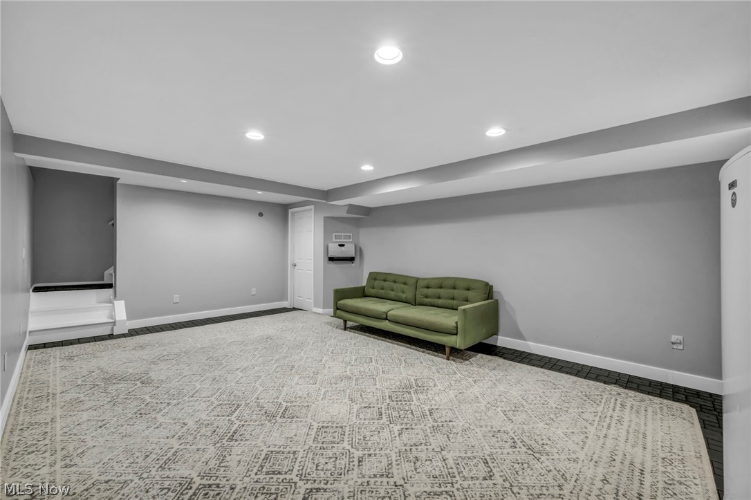 18446 Drake Road Strongsville OH 44136