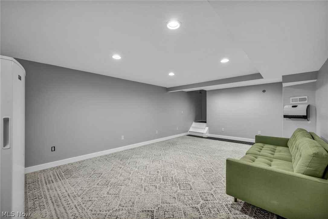 18446 Drake Road Strongsville OH 44136