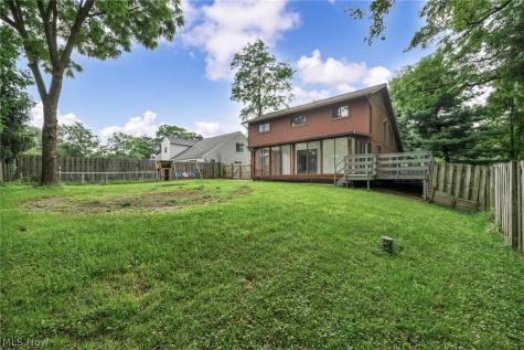 18446 Drake Road Strongsville OH 44136