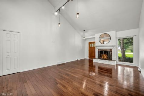 18446 Drake Road Strongsville OH 44136