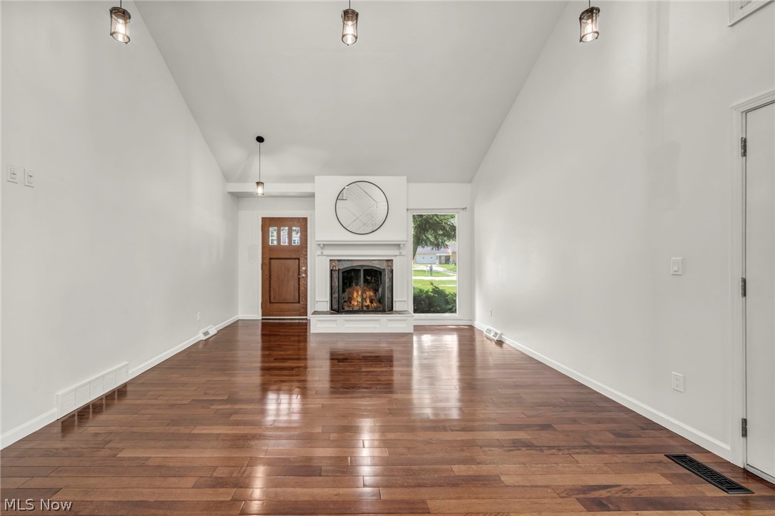18446 Drake Road Strongsville OH 44136
