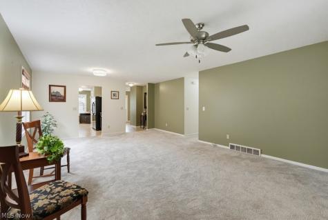 16821 Hinsdale Court Middleburg Heights OH 44130