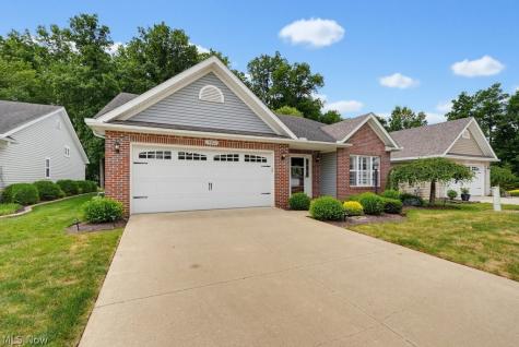 16821 Hinsdale Court Middleburg Heights OH 44130