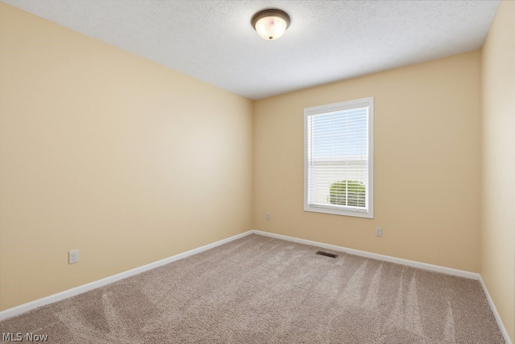 16821 Hinsdale Court Middleburg Heights OH 44130