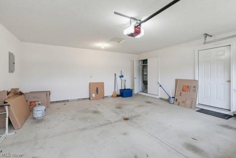 16821 Hinsdale Court Middleburg Heights OH 44130