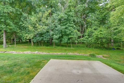 16821 Hinsdale Court Middleburg Heights OH 44130