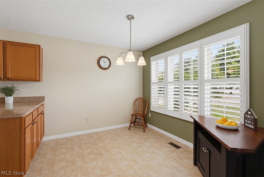 16821 Hinsdale Court Middleburg Heights OH 44130