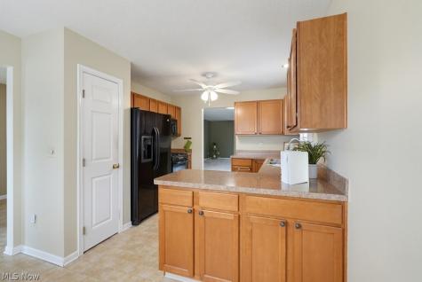 16821 Hinsdale Court Middleburg Heights OH 44130