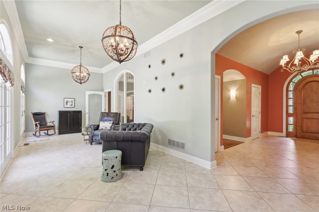 2202 Charles Lane Akron OH 44333