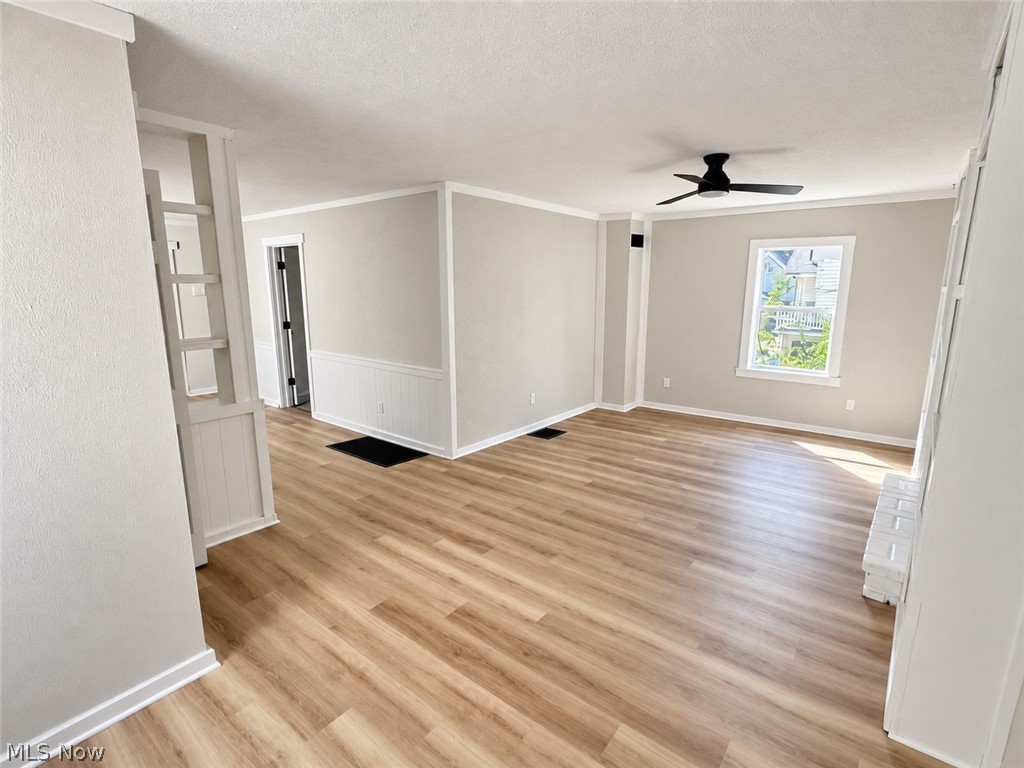286 Alhambra Way Akron OH 44302