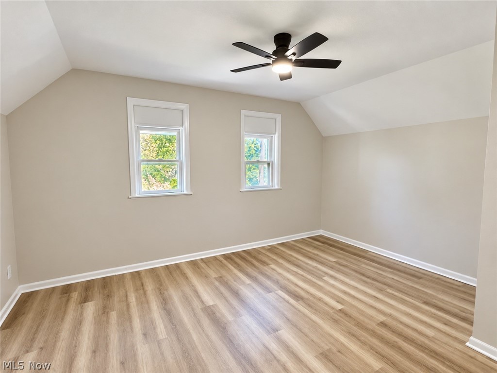 286 Alhambra Way Akron OH 44302