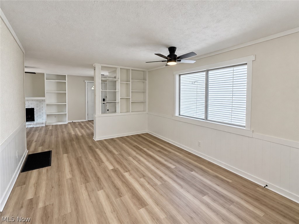 286 Alhambra Way Akron OH 44302