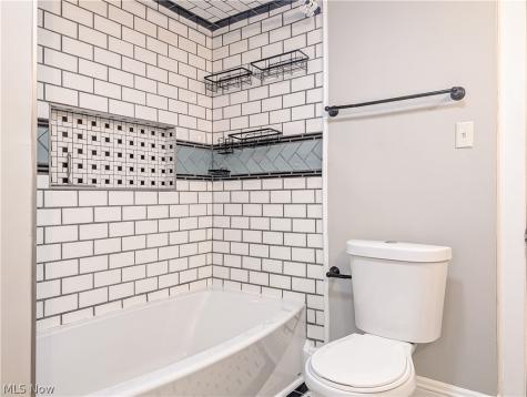 43 E Linwood Avenue Akron OH 44301