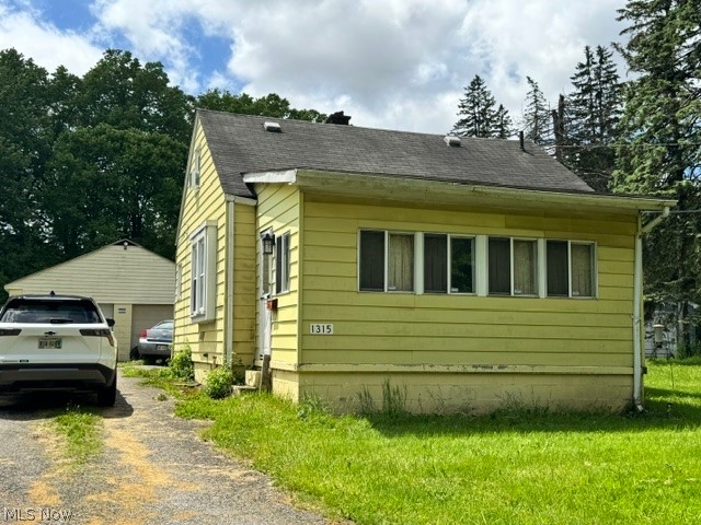 1315 Crumrine Street Youngstown OH 44505