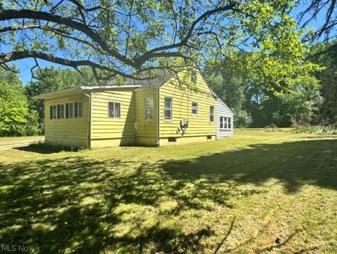 1315 Crumrine Street Youngstown OH 44505