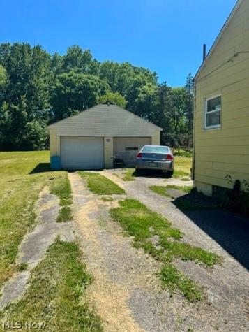 1315 Crumrine Street Youngstown OH 44505