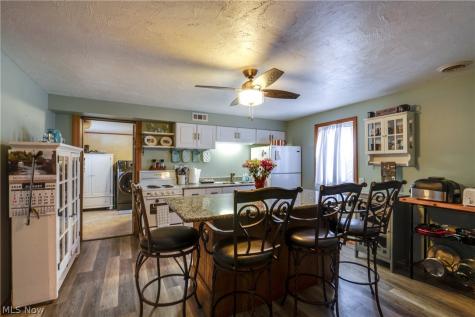 2034 State Street NE Canton OH 44721