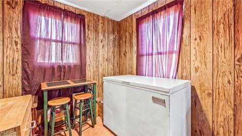 264 Valley Drive Youngstown OH 44505
