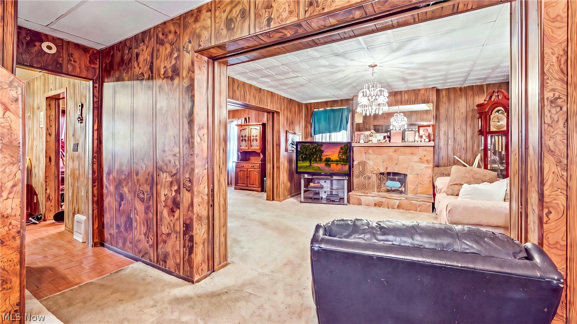 264 Valley Drive Youngstown OH 44505