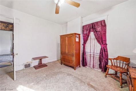 264 Valley Drive Youngstown OH 44505