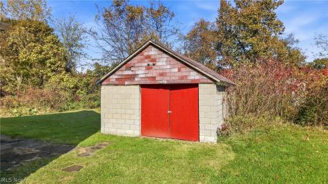 264 Valley Drive Youngstown OH 44505