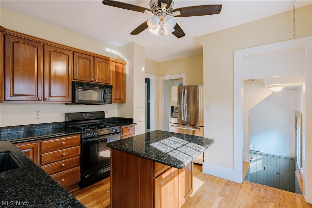 3078 Scarborough Road Cleveland Heights OH 44118