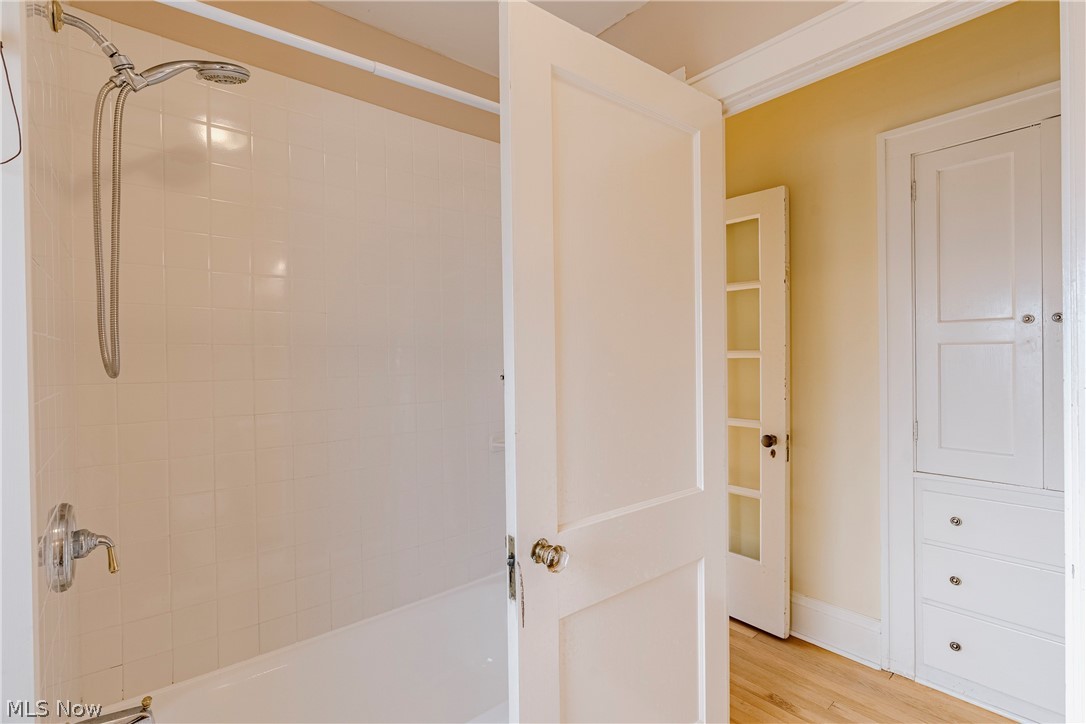 3078 Scarborough Road Cleveland Heights OH 44118