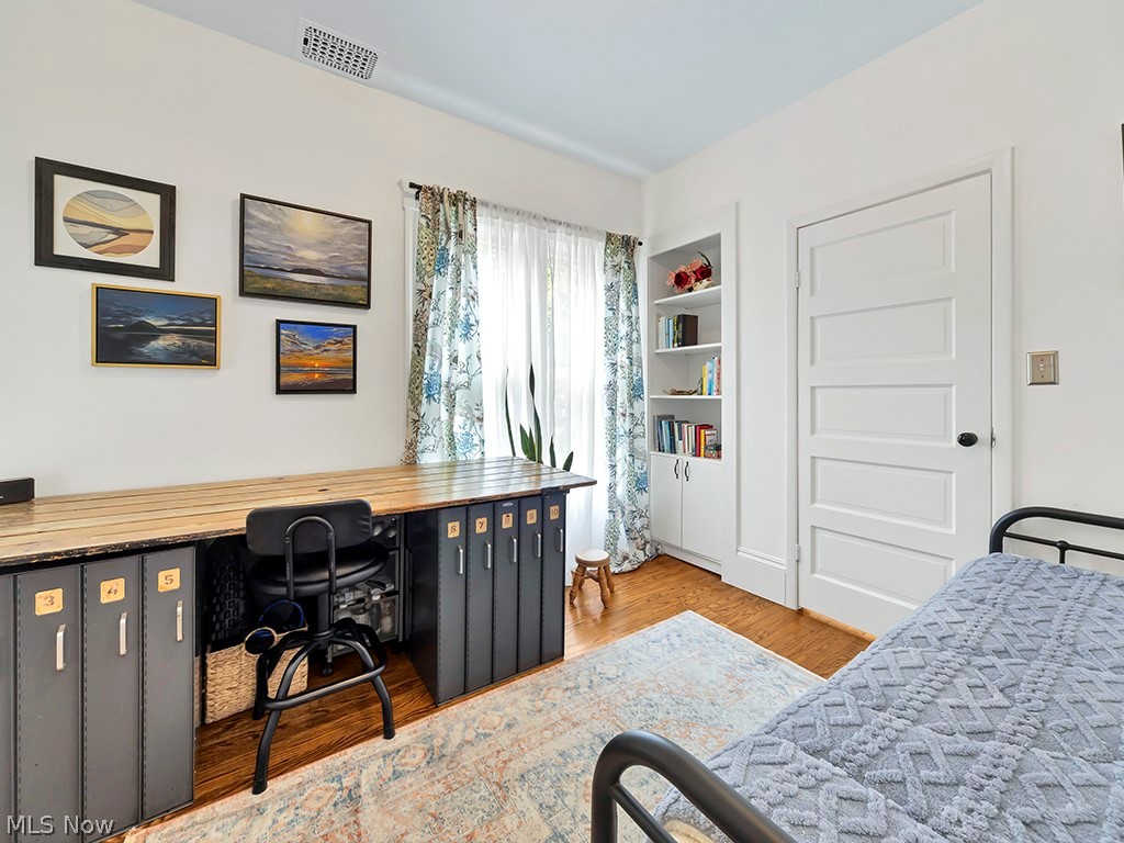 132 South Franklin Street Chagrin Falls OH 44022