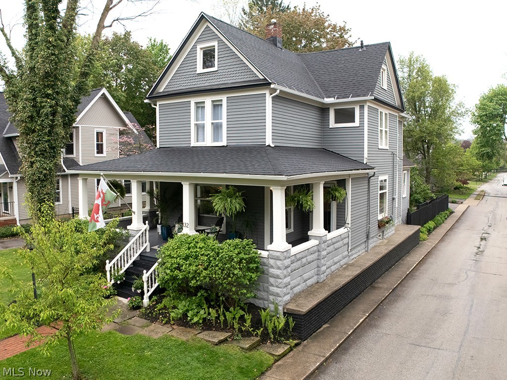 132 South Franklin Street Chagrin Falls OH 44022