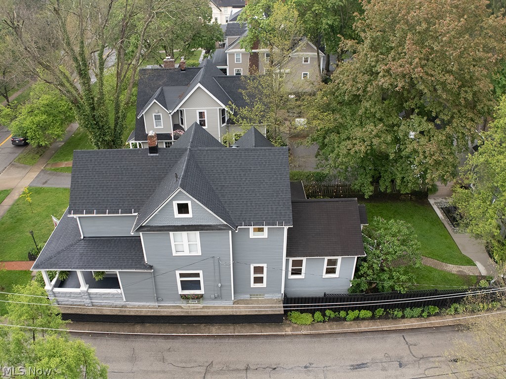 132 South Franklin Street Chagrin Falls OH 44022