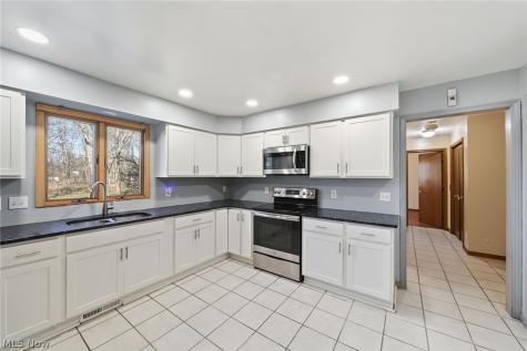 19649 Sagamore Road Walton Hills OH 44146