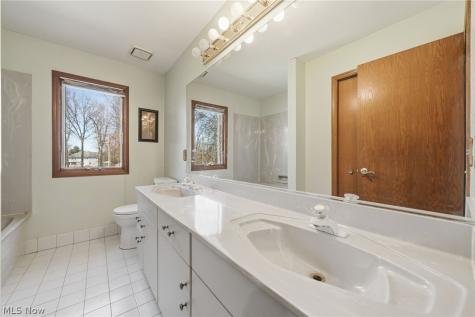 19649 Sagamore Road Walton Hills OH 44146