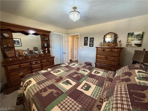 5981 Northview Drive Seven Hills OH 44131