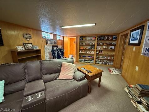 5981 Northview Drive Seven Hills OH 44131