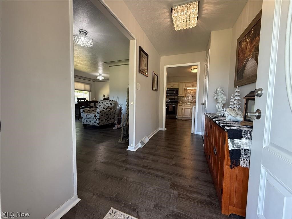 5981 Northview Drive Seven Hills OH 44131